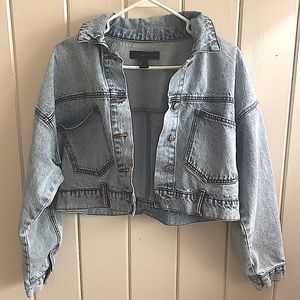Forever 21 Cropped Denim Jacket Size Small